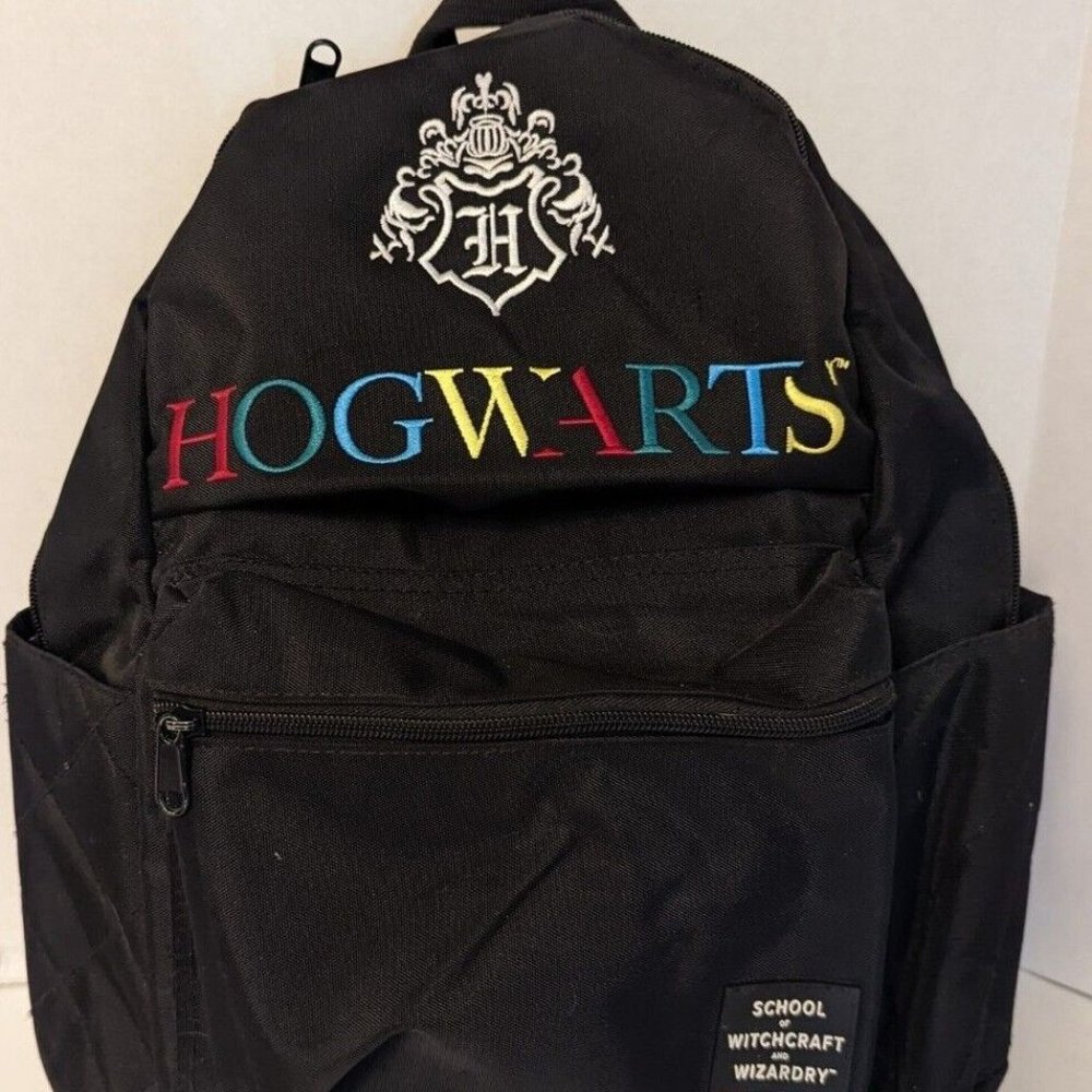 Harry Potter Hogwarts Backpack 17 In Boxlunch Gem